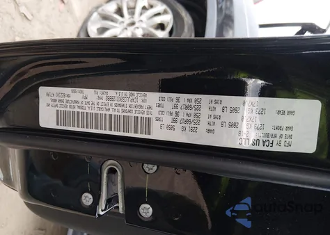 2019 Jeep Cherokee Latitude Fwd z USA, uszkodzony, nr VIN 1C4PJLCB2KD128892